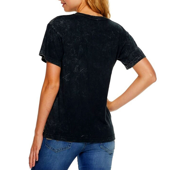 Queen Crest Logo Mineral Wash rock Official T-Shirt M NWT - Picture 3 of 3